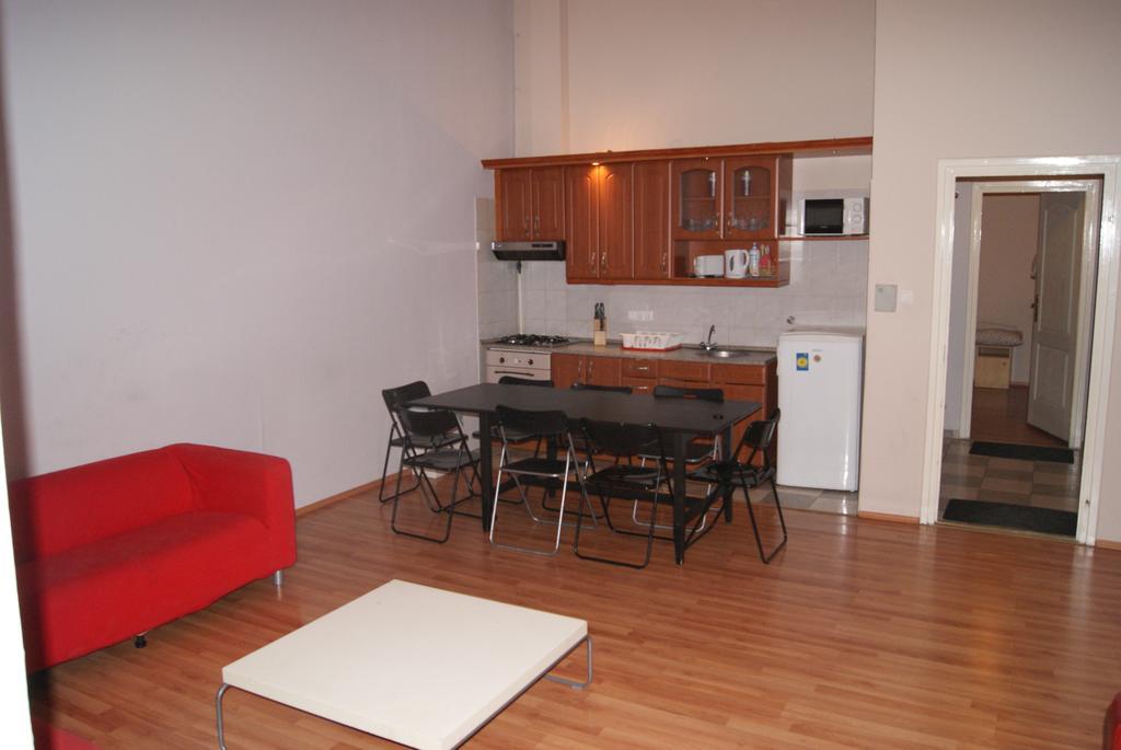 Happy Hostel Budapest Room photo