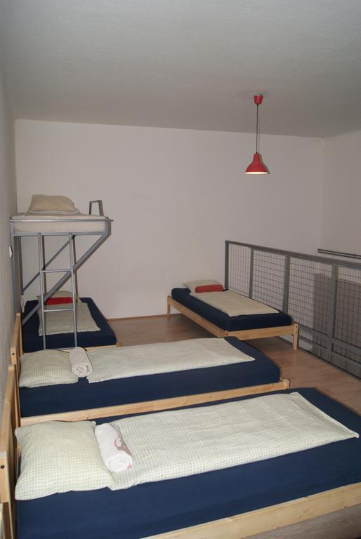 Happy Hostel Budapest Exterior photo