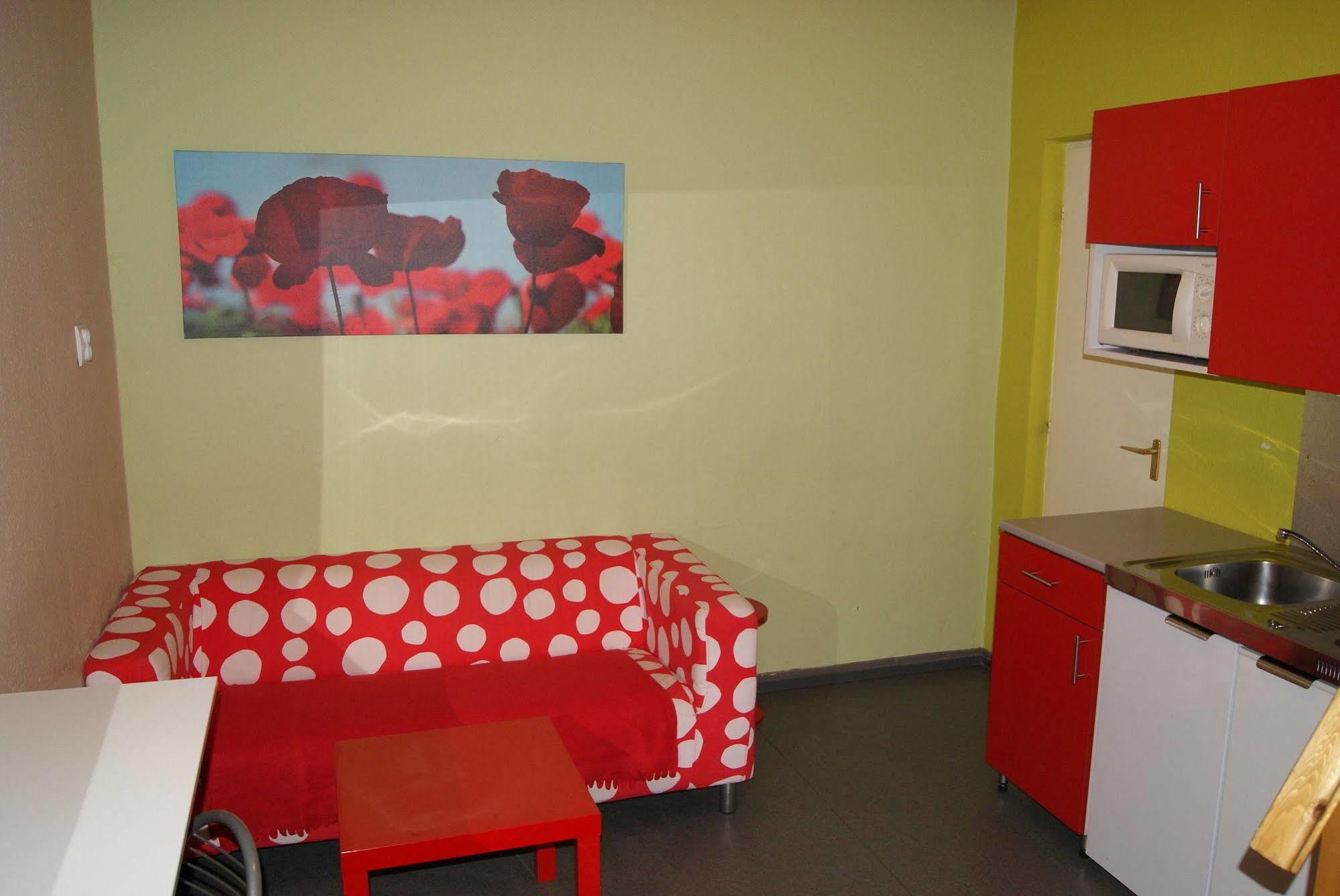 Happy Hostel Budapest Exterior photo
