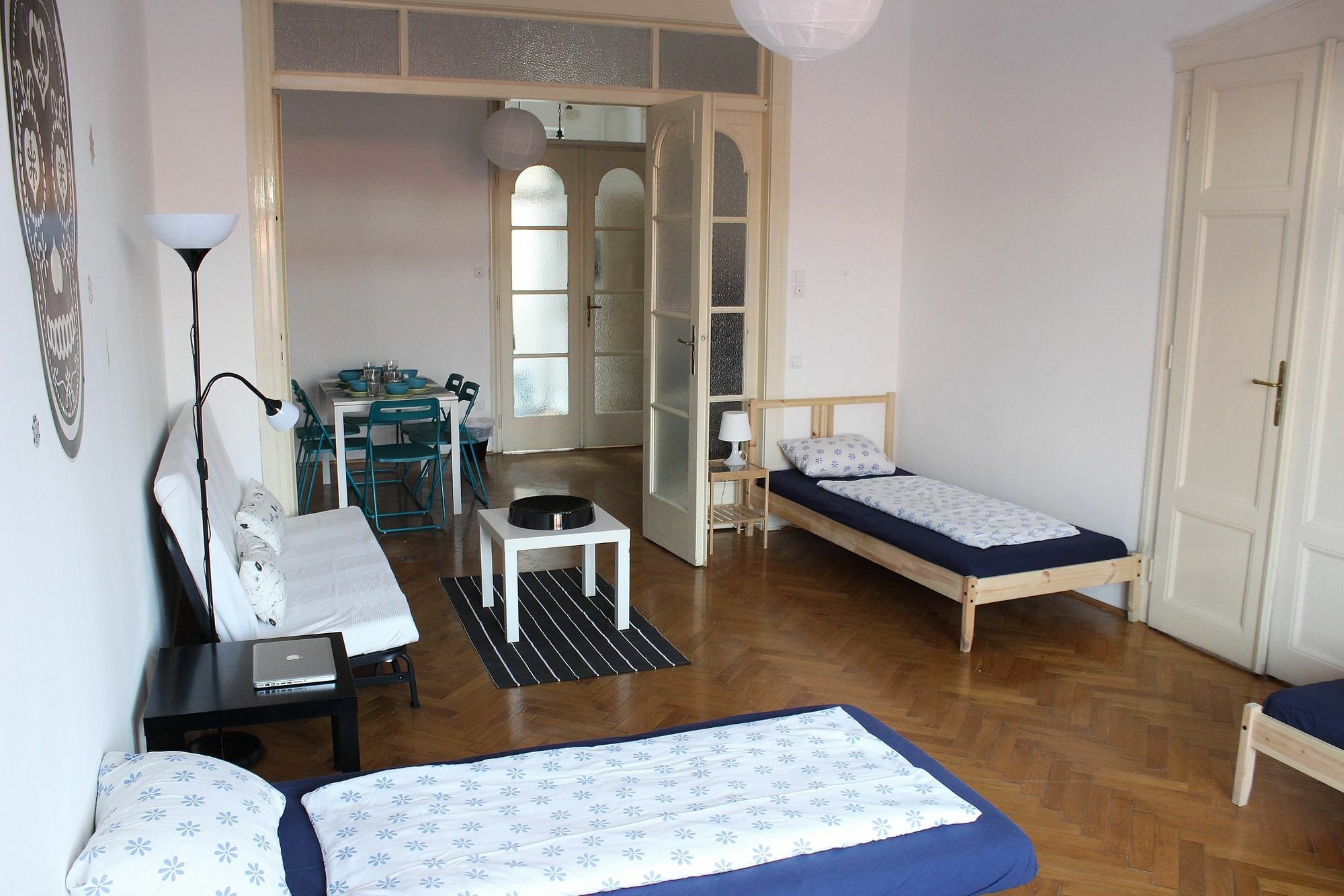 Happy Hostel Budapest Exterior photo